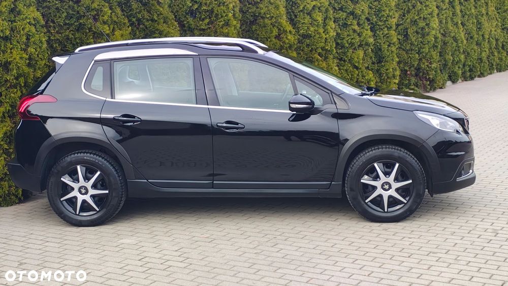 Peugeot 2008 1.6 BlueHDi Allure S&S - 12