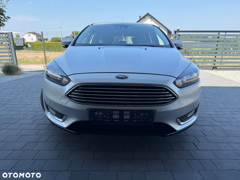 Ford Focus - 38