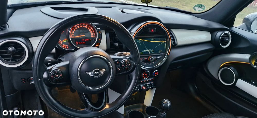 MINI Cooper 60 Years Chili - 5