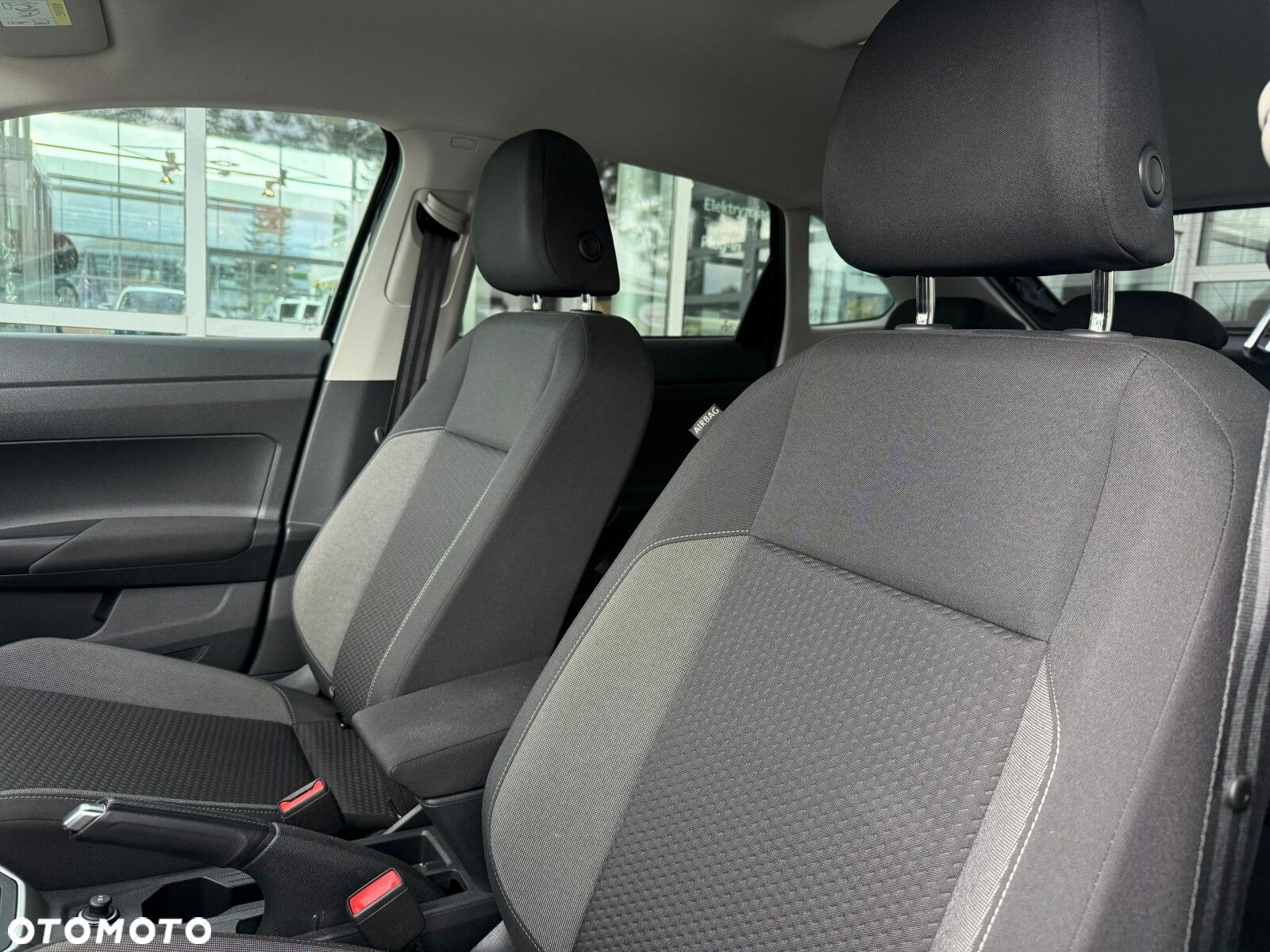 Volkswagen Taigo 1.0 TSI Life DSG - 10