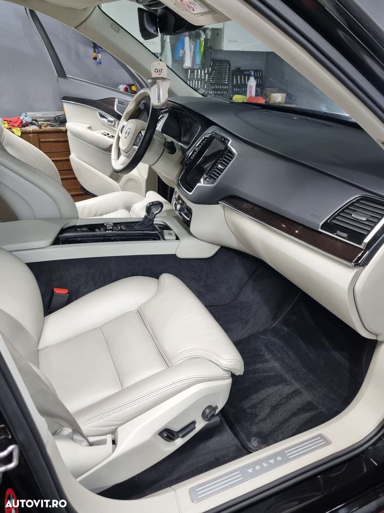Volvo XC 90 D5 AWD Geartronic Inscription - 5