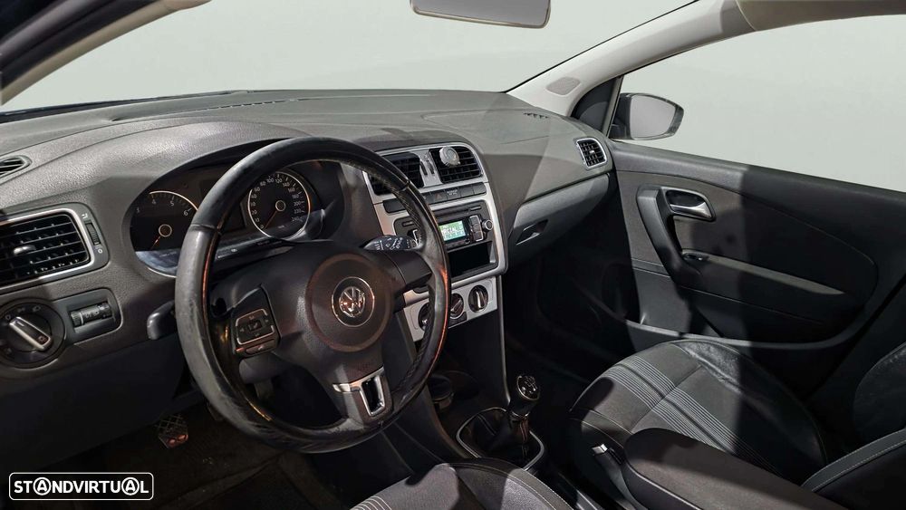 VW Polo 1.2 MATCH - 17