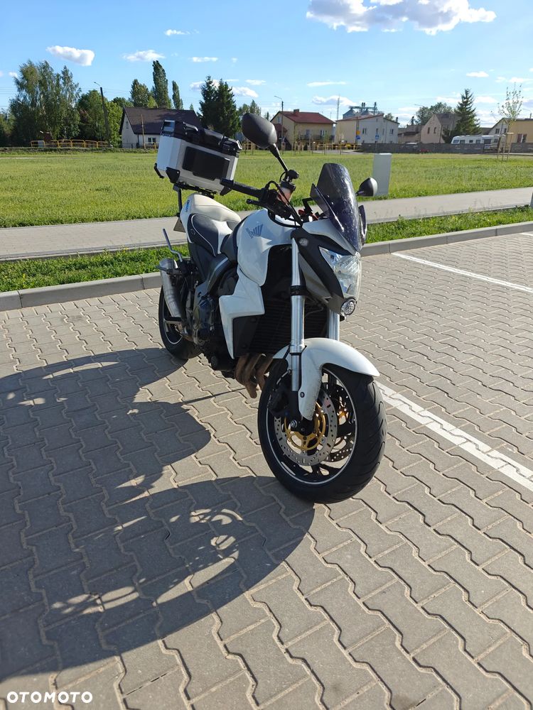 Honda CB - 1