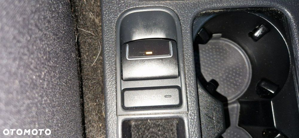 Volkswagen Tiguan - 19