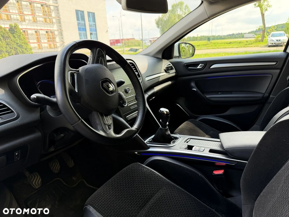 Renault Megane 1.3 TCe FAP Intens - 12