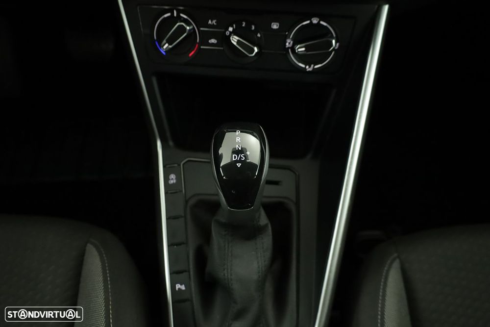 VW Polo 1.0 TSI Urban DSG - 13