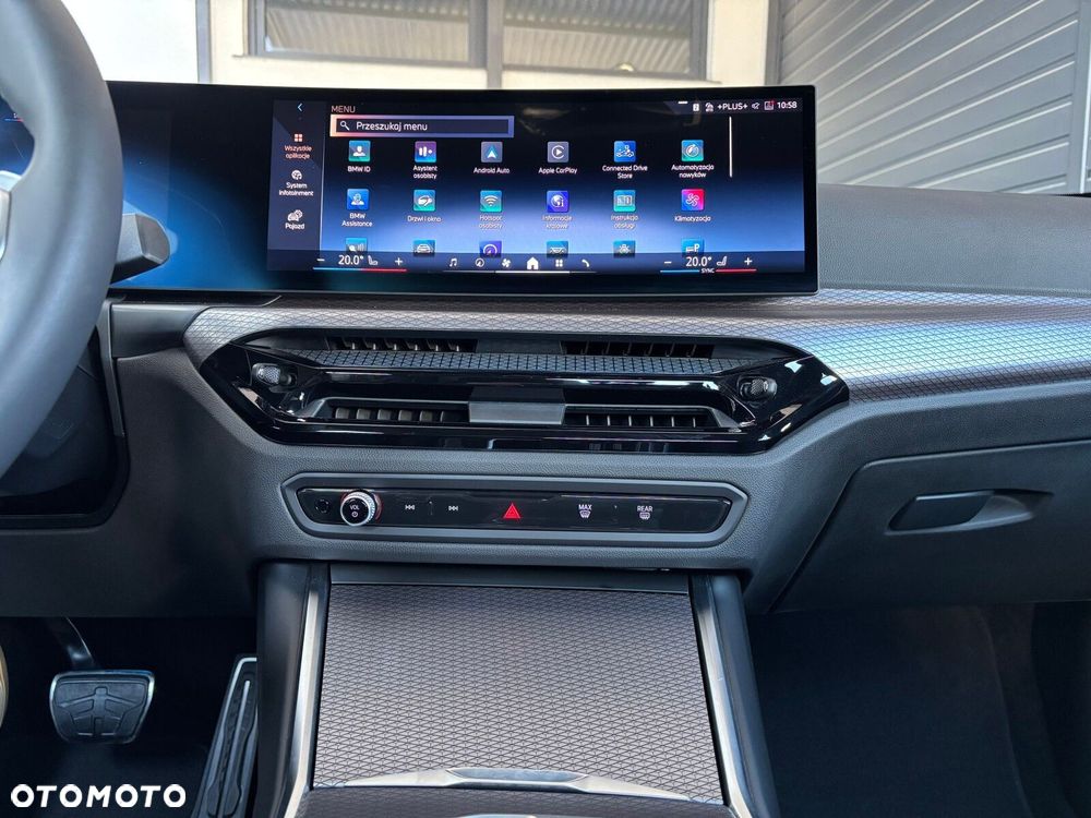BMW Seria 3 330i xDrive M Sport sport - 22