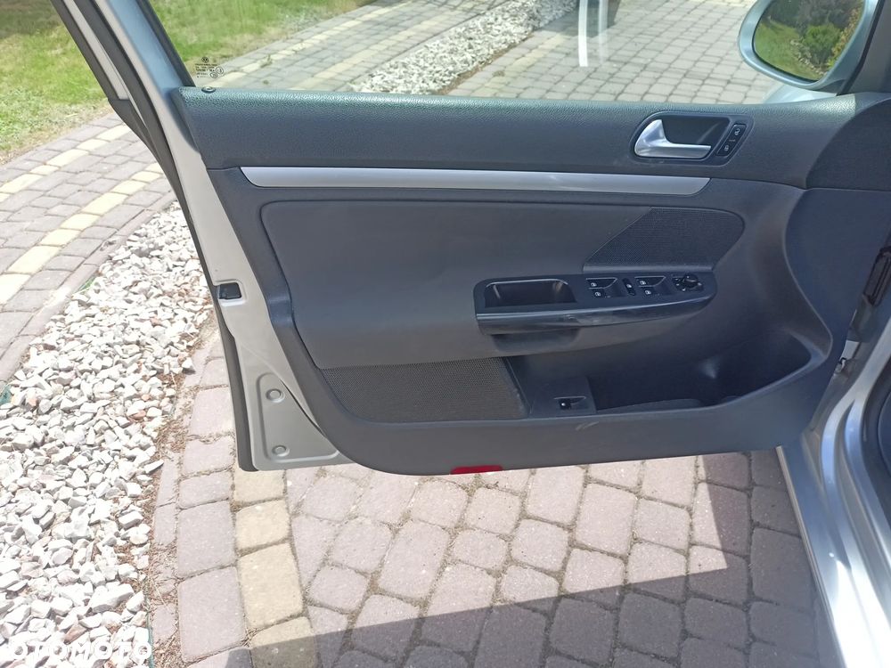Volkswagen Golf 1.6 United - 11