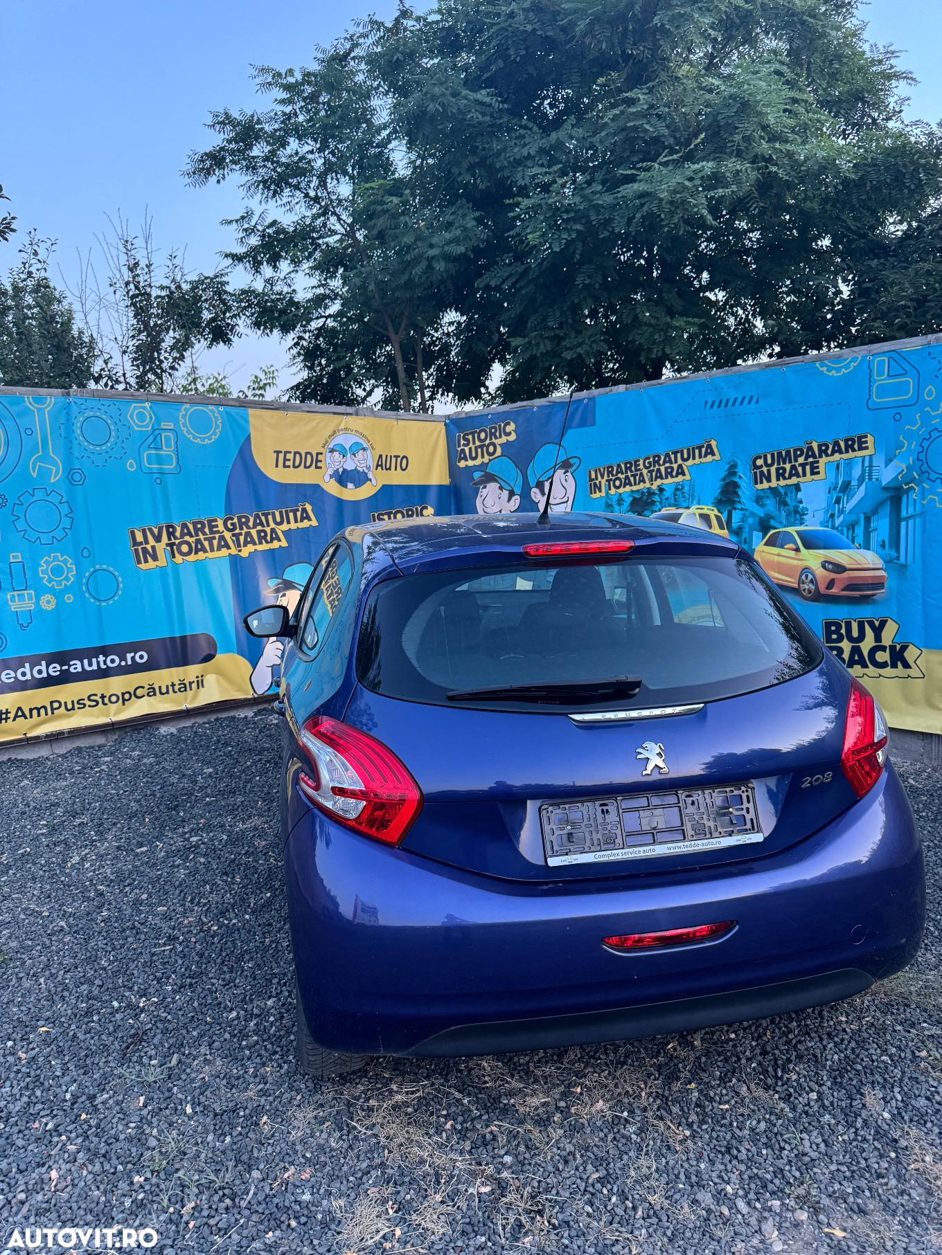 Peugeot 208 1.2 L PureTech Active - 17