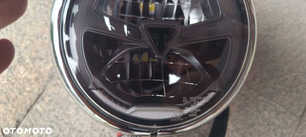 Triumph bonneville speedmaster 1200 Lampa przód Reflektor - 3