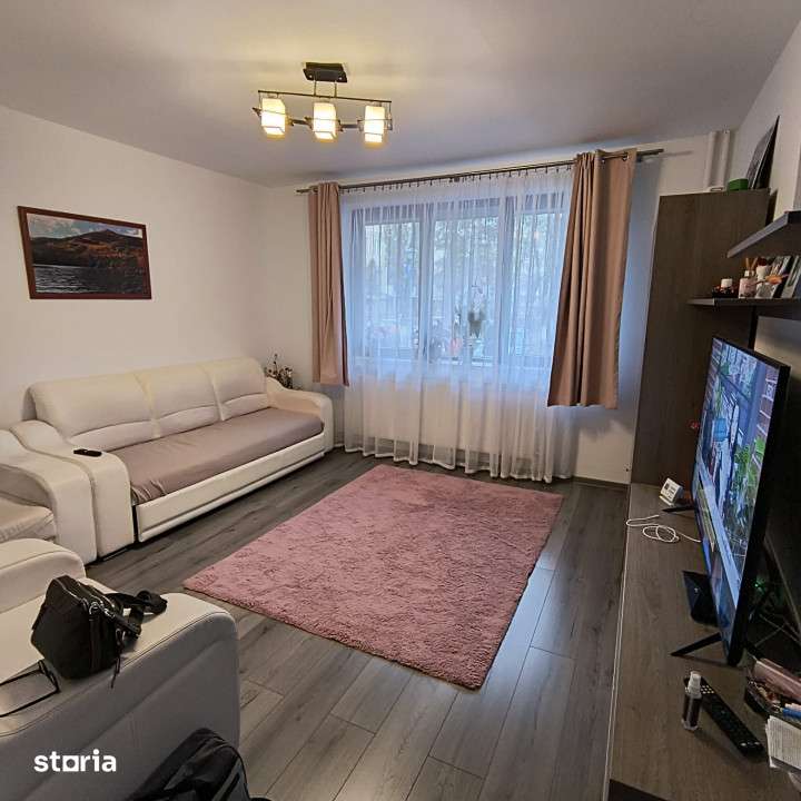 Vanzare apartament cu 2 camere Gheorgheni, finisat, mobilat, utilat — fotografia 1
