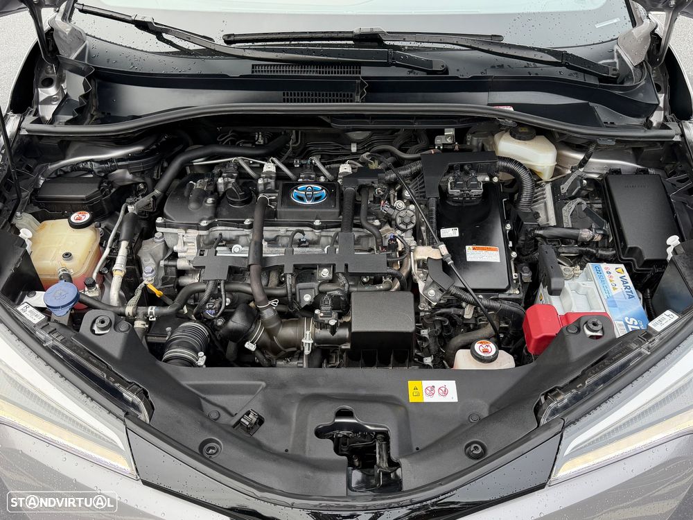 Toyota C-HR 1.8 HSD Exclusive+P.Luxury - 37