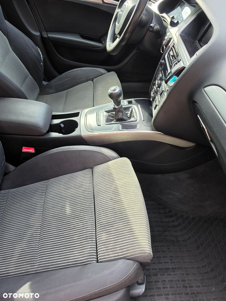 Audi A4 Limousine 2.0 TDI Quattro - 15