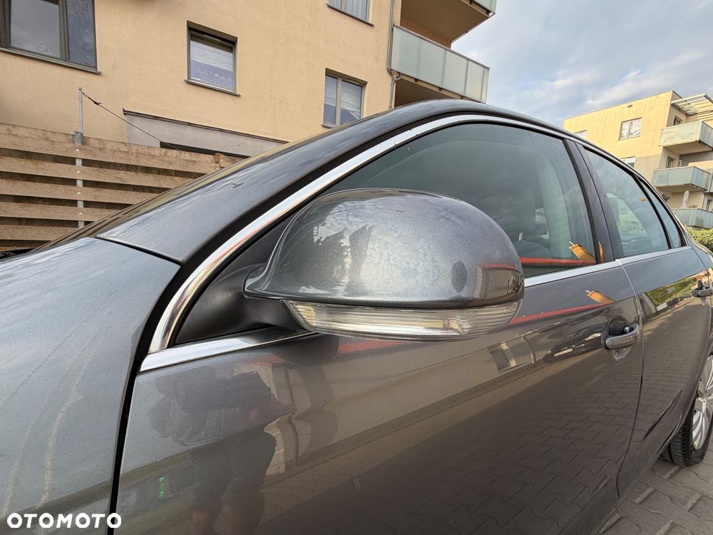 Volkswagen Jetta 1.6 Comfortline - 17