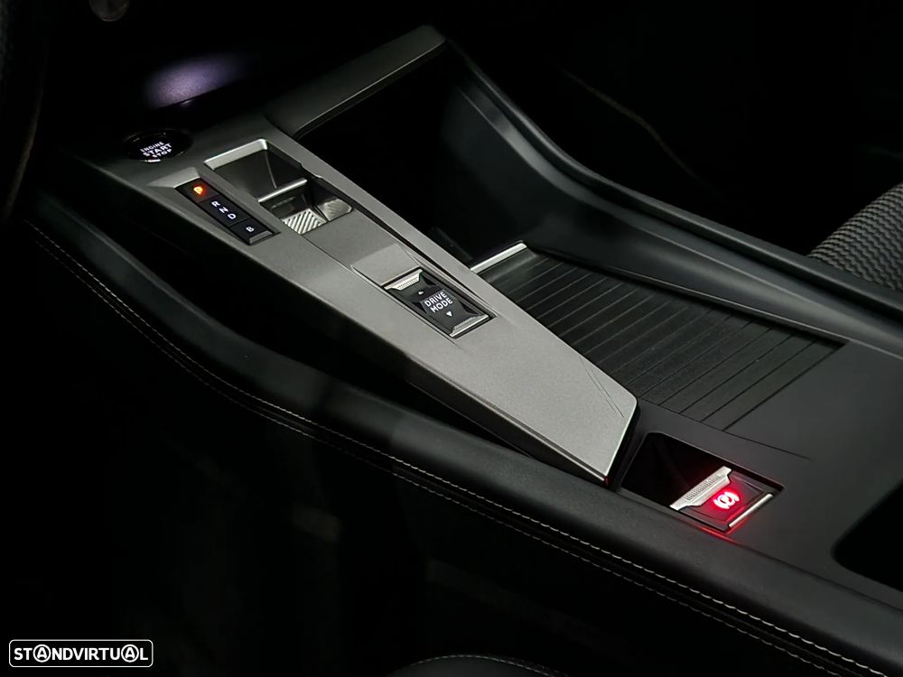 Peugeot 308 1.6 Hybrid GT Pack e-EAT8 - 16