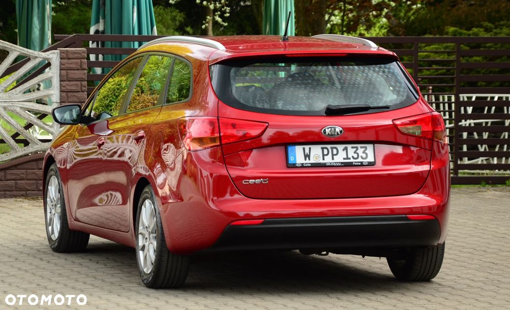 Kia Ceed - 15