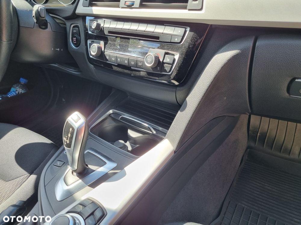 BMW Seria 3 320d Edition Luxury Line Purity - 5
