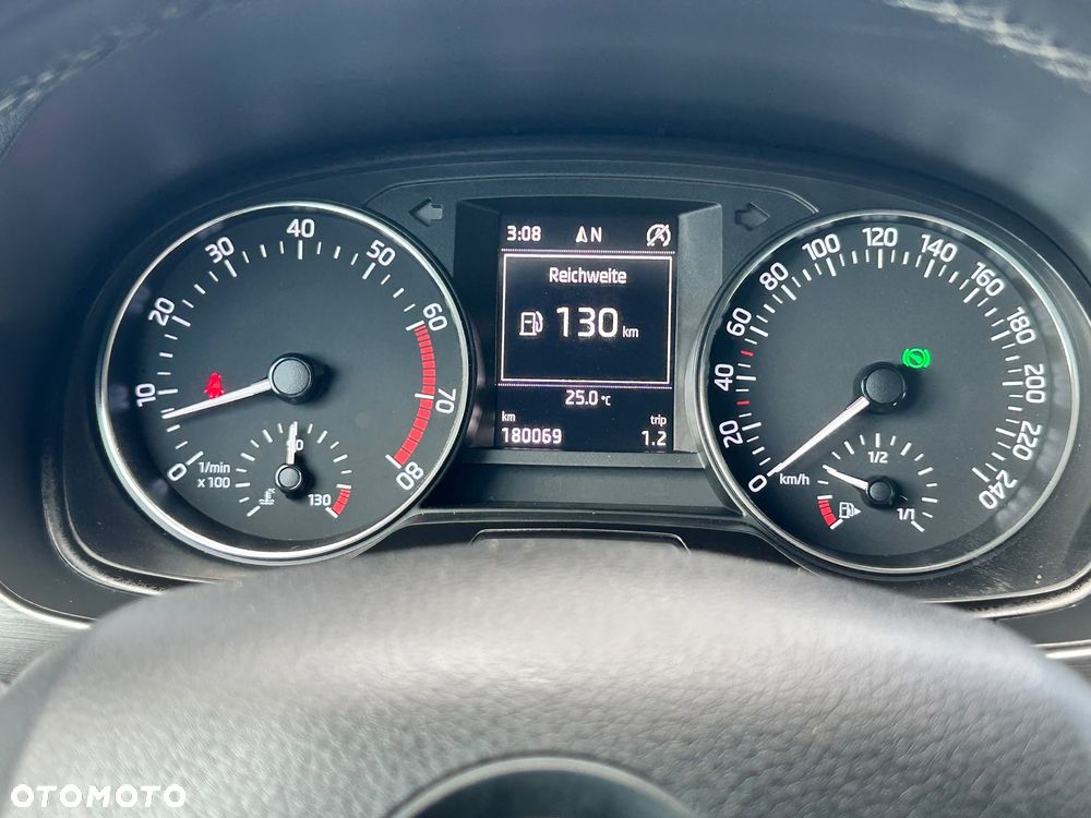 Skoda Fabia 1.2 TSI DSG Joy - 29