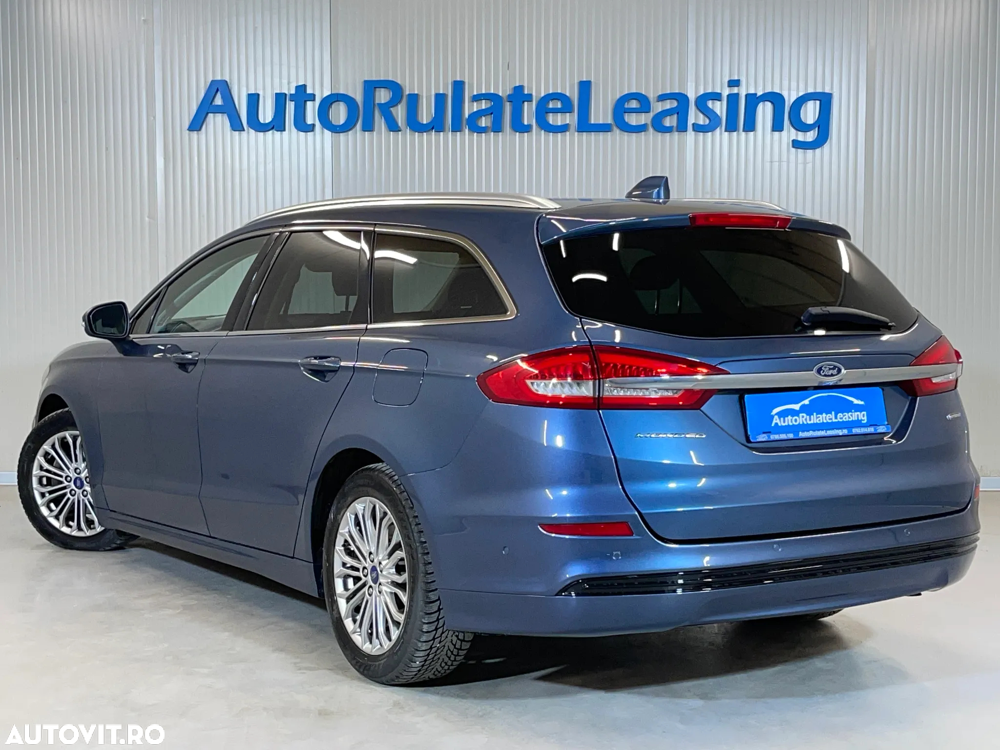 Ford Mondeo 2.0 HEV Titanium - 4