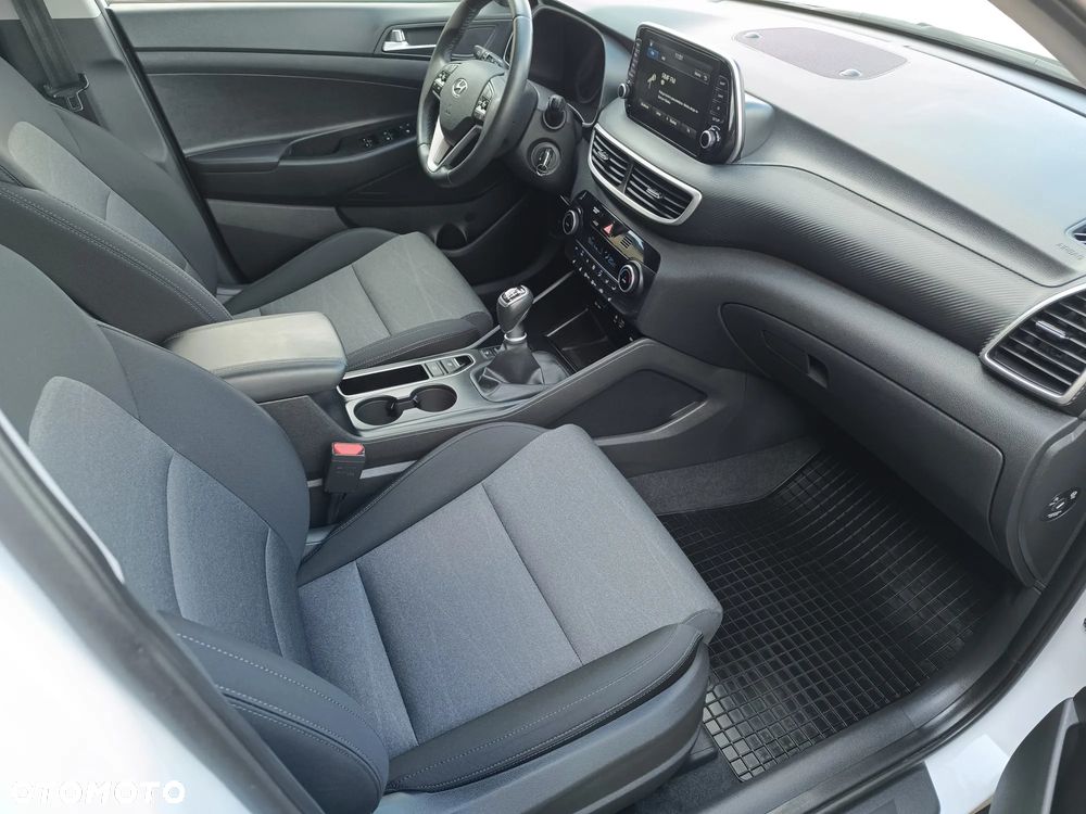 Hyundai Tucson 1.6 GDI BlueDrive Style 2WD - 9