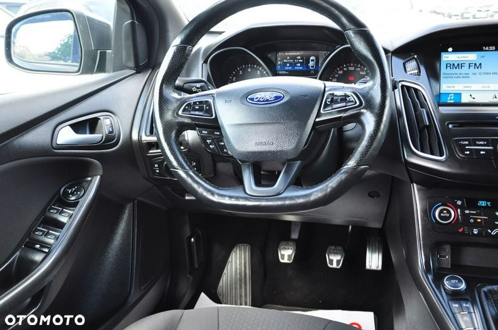 Ford Focus - 31