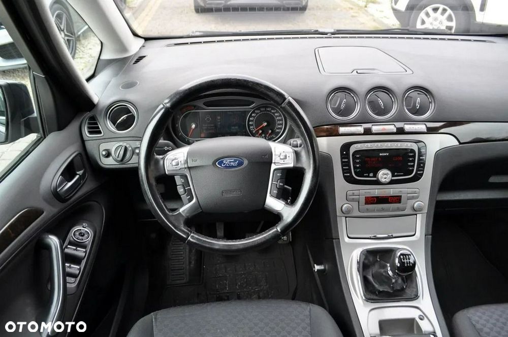 Ford Galaxy 2.0 TDCi Platinium X (Titanium) - 13