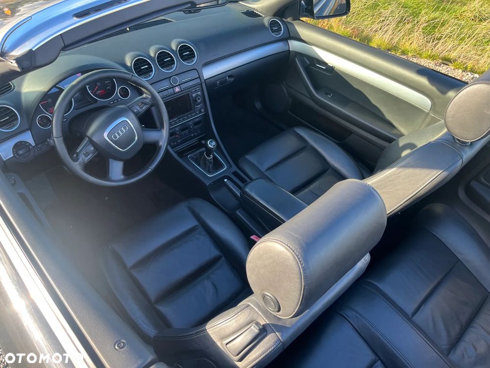 Audi A4 Cabrio 2.0 TDI DPF - 6