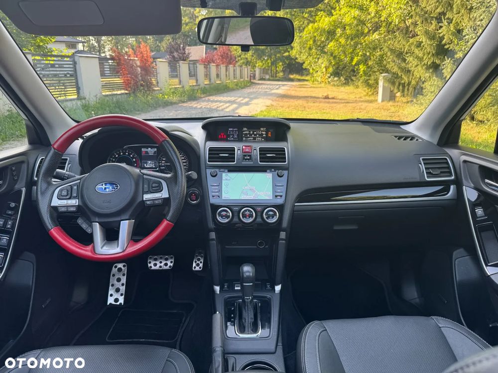 Subaru Forester 2.0 XT Platinum Lineartronic - 10