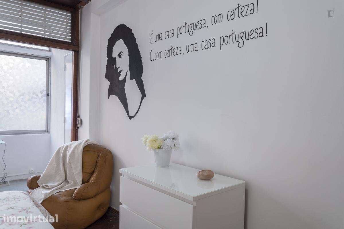 Quarto - localizado em Alcântara Lisbon - Grande imagem: 3/30