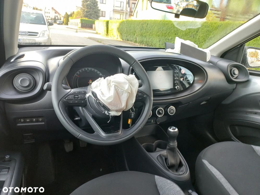 Toyota Aygo X 1.0 VVT-i Selection - 19