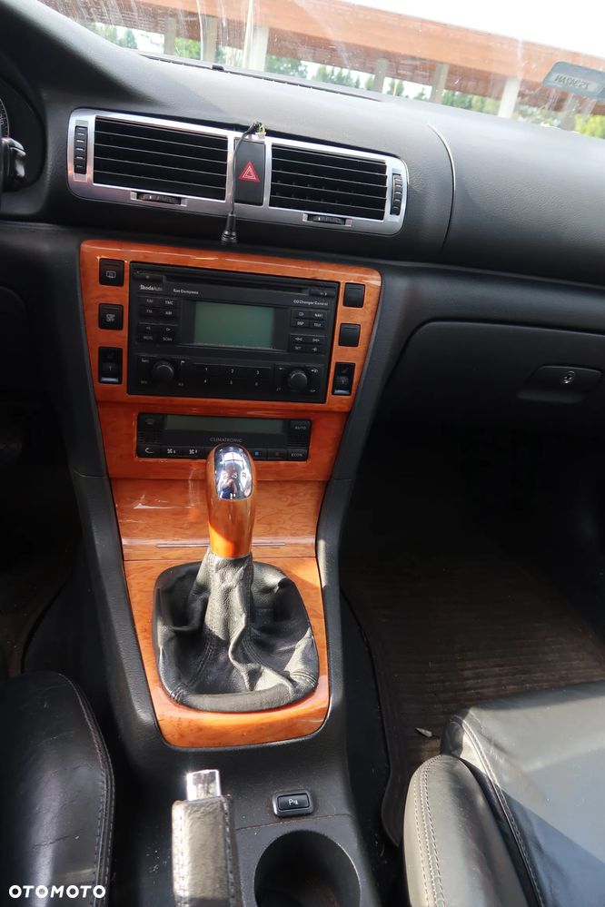 Skoda Superb 1.8T Elegance - 26