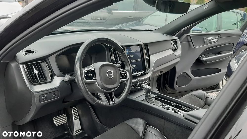 Volvo XC 60 D5 AWD R-Design - 7