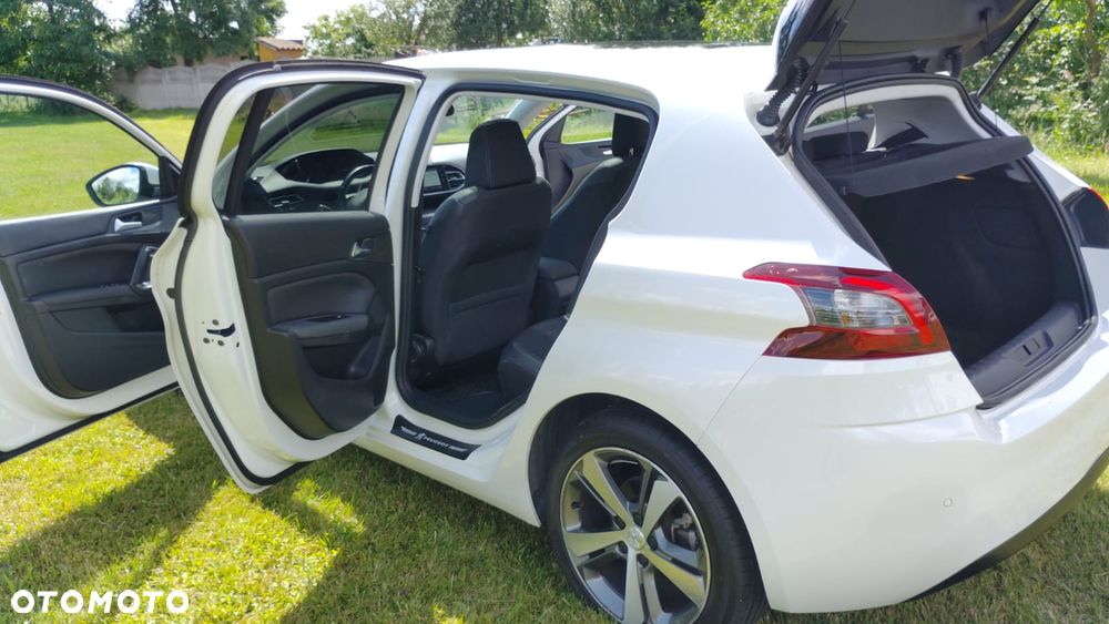 Peugeot 308 - 24