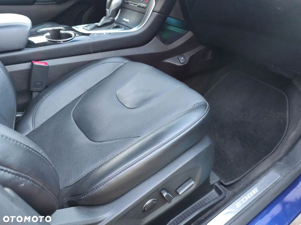 Ford Edge - 30