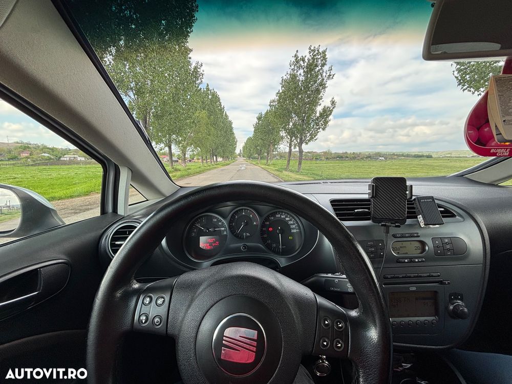 Seat Leon 2.0 TDI DSG Stylance - 12