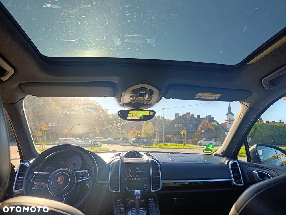 Porsche Cayenne S Diesel Platinum Edition - 20