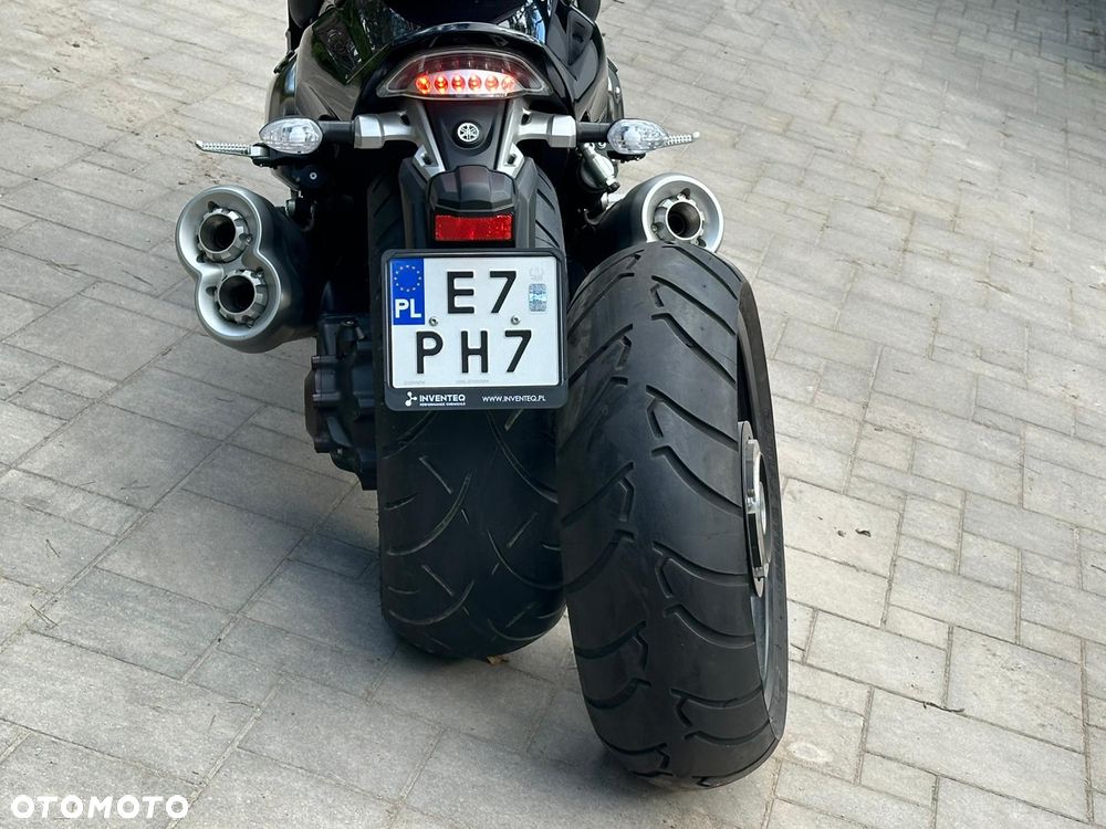 Yamaha V-MAX - 25