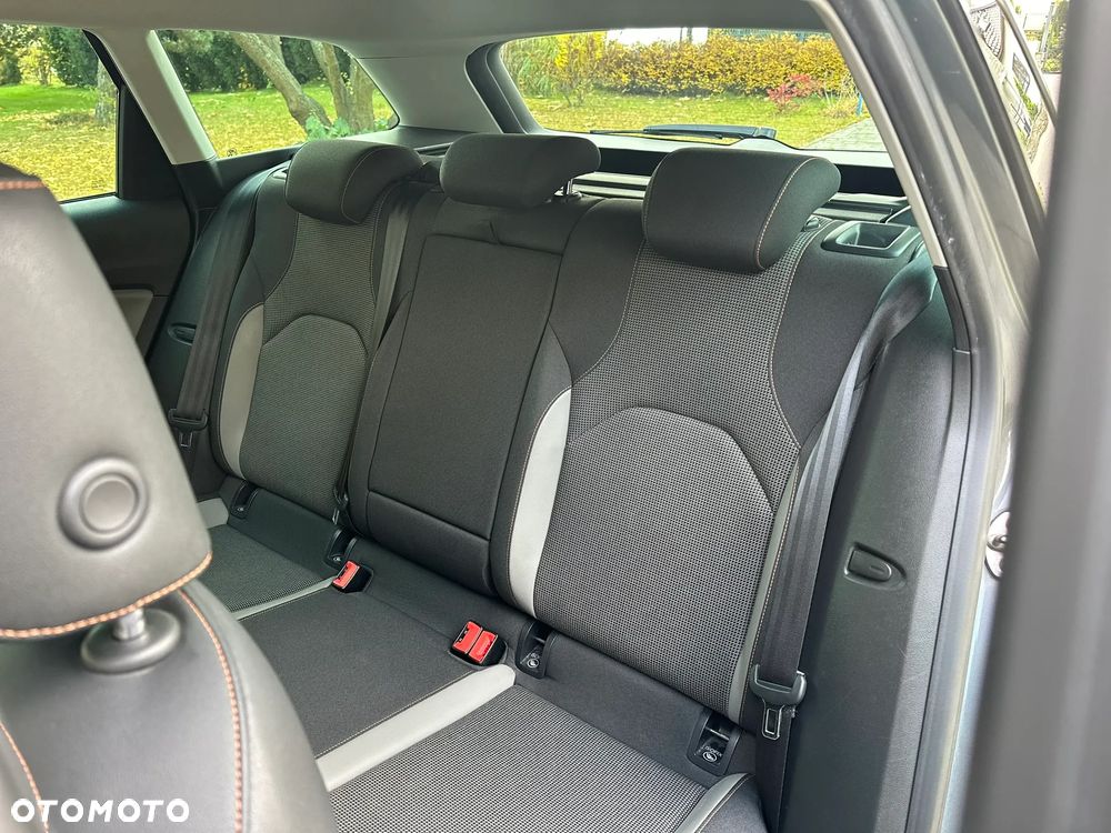 Seat Leon 2.0 TDI Xcellence S&S DSG - 8