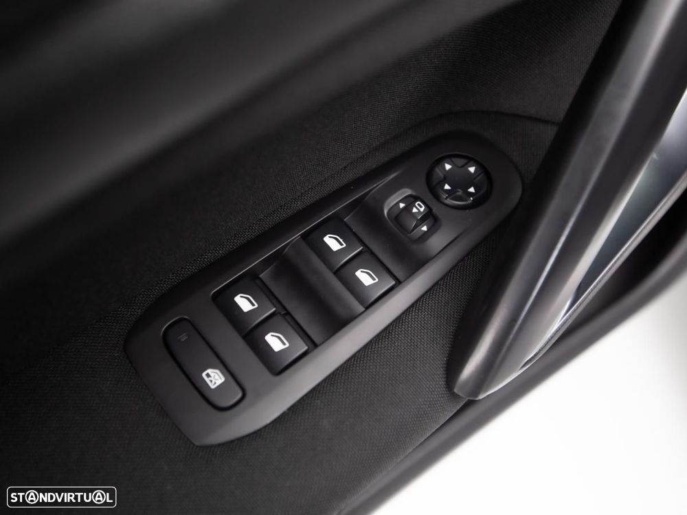 Peugeot 308 1.2 PureTech Style - 13