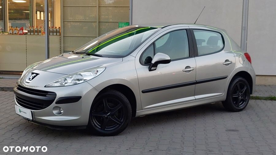 Peugeot 207 - 3