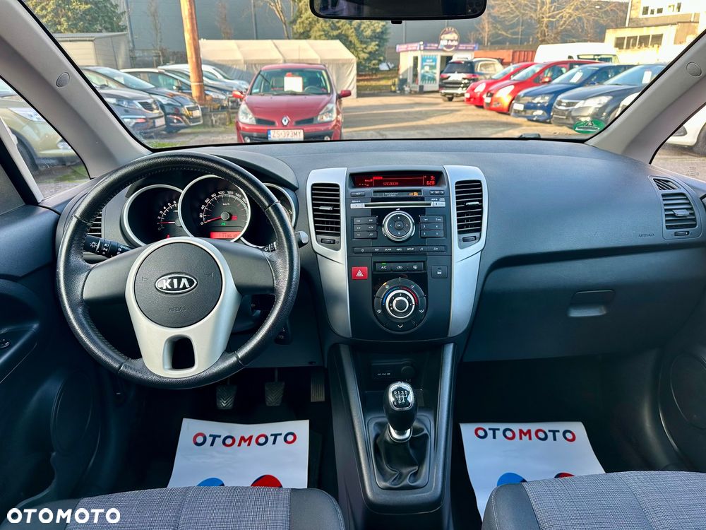 Kia Venga 1.4 CVVT Business Line - 16