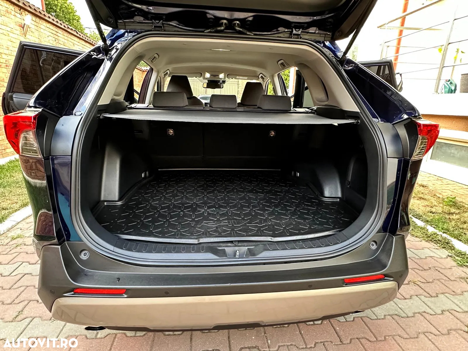Toyota RAV4 2.5 Hybrid VVT-iE 4x4 Dynamic - 18
