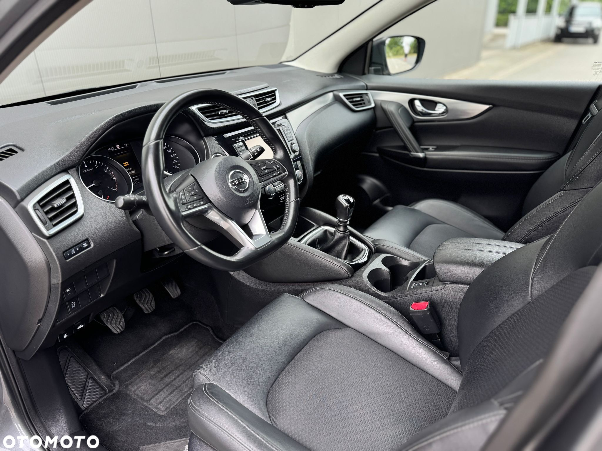 Nissan Qashqai 1.3 DIG-T Tekna - 11