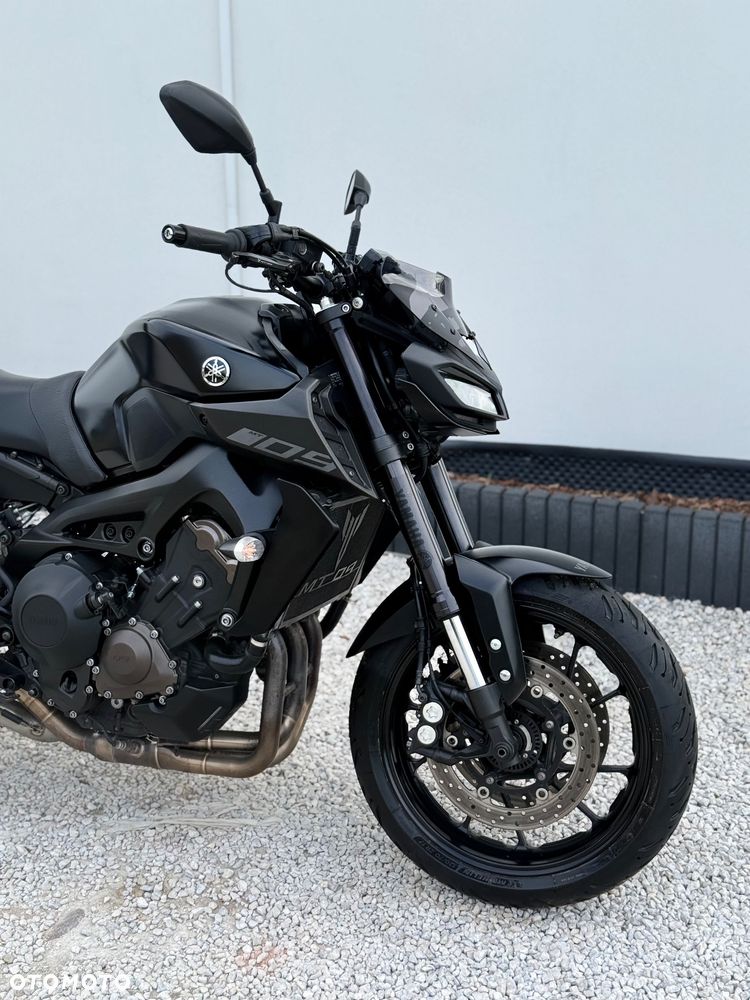 Yamaha MT - 8