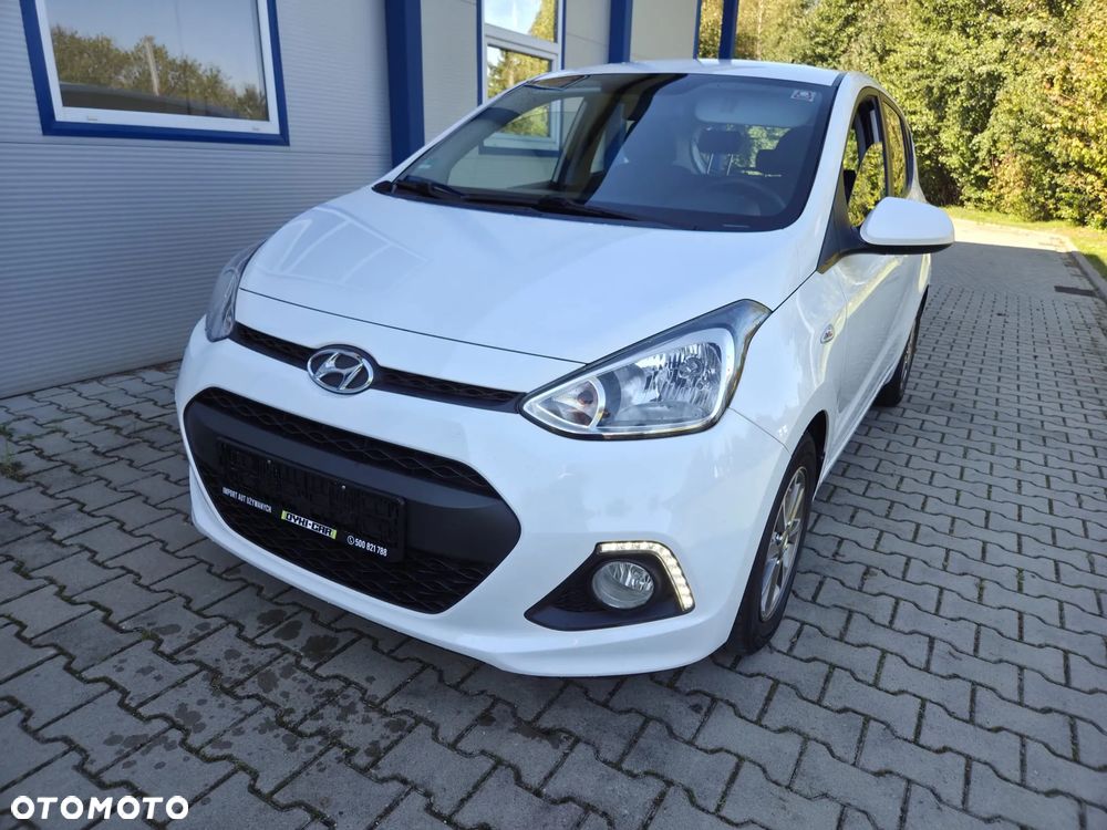 Hyundai i10 1.0 Fifa World Cup Edition - 7