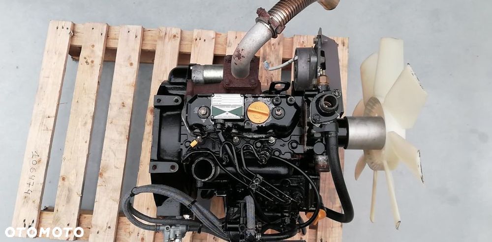 SILNIK YANMAR 3TNE68-AC 15,3kW 3600 rpm 784cc 9800 zł netto - 7