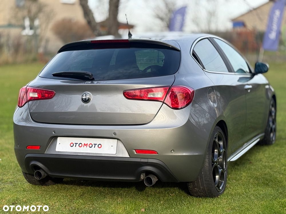 Alfa Romeo Giulietta - 11