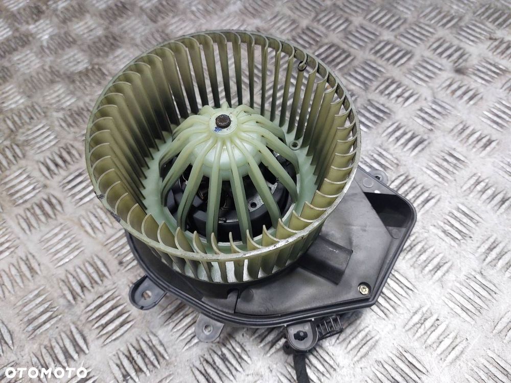 DMUCHAWA WENTYLATOR NAWIEWU VOLKSWAGEN PASSAT B5 2 PIN EU 8D1820021 - 3