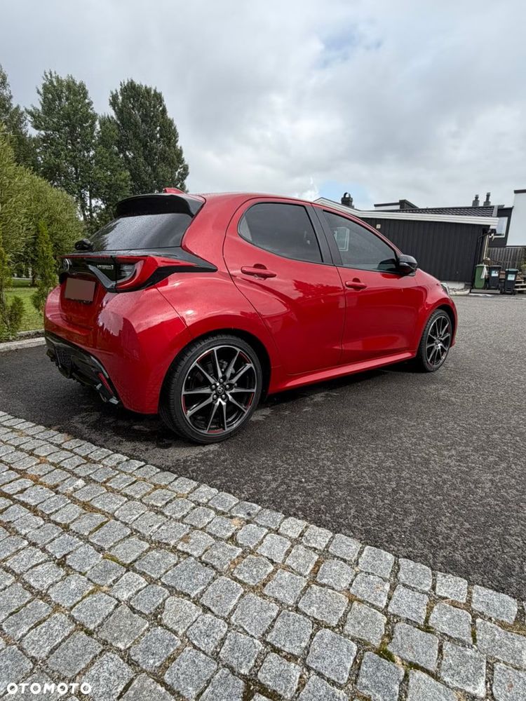 Toyota Yaris Hybrid 1.5 GR Sport - 7