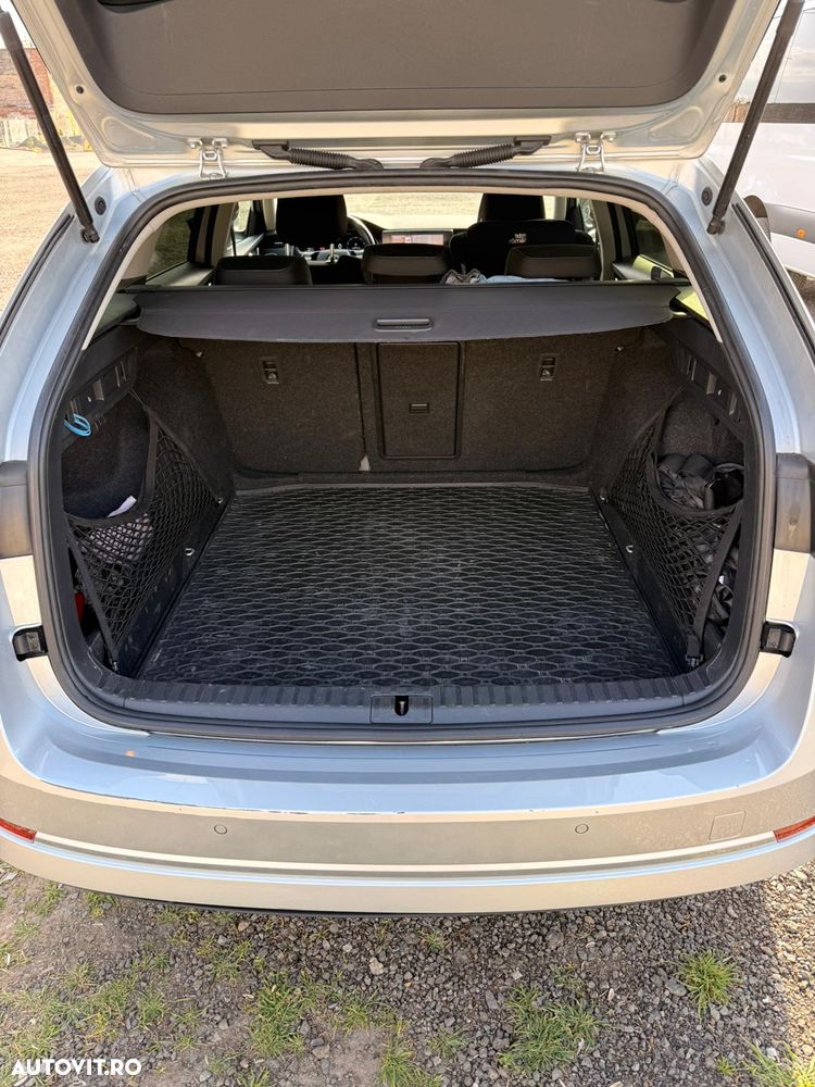 Skoda Octavia 2.0 TDI DSG Ambition - 17